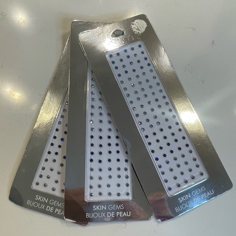 Claire's Silver and Blue Skin Gems